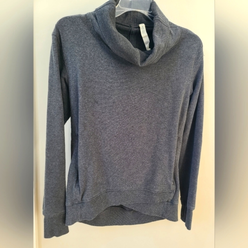 LULULEMON On the double pullover gray size 6